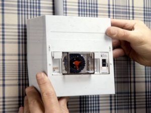 Intérrupteurs et relais